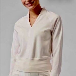 Athleta Eastland Long Sleeve Upscale Sweatshirt. Magnolia White, Sz L